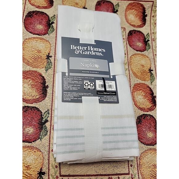 Better Homes & Gardens Cloth Napkins NEW 4 Pack White with stripes - Picture 1 of 5